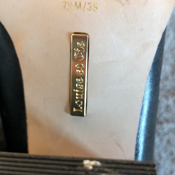 Louise et Cie black leather ankle boots back zip snap strap w logo 7.5 - Picture 7 of 11